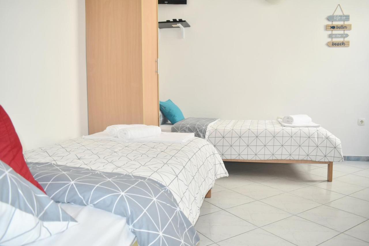 Twin Love Apartment Split Bagian luar foto